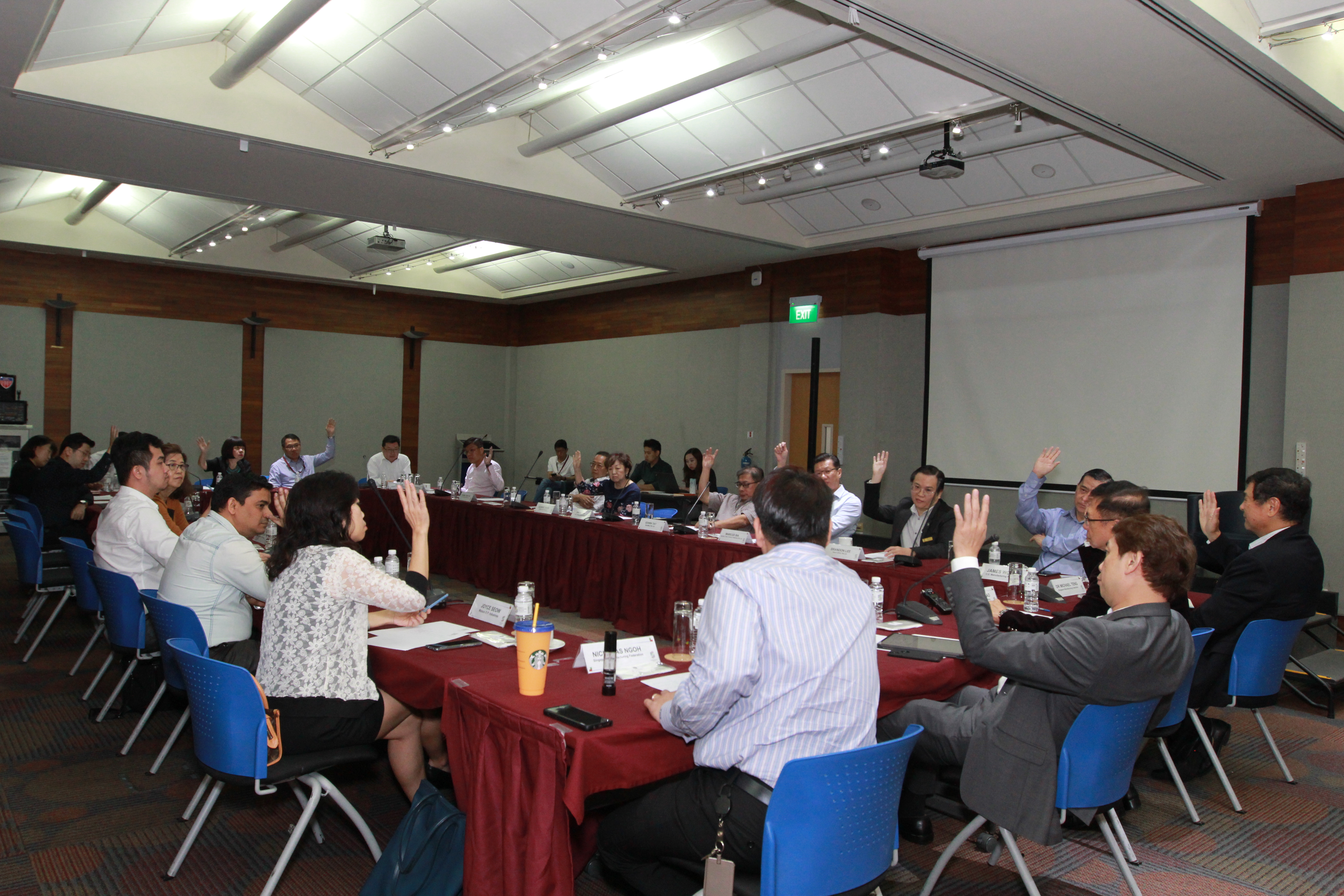 Dialogue Session with SMF Members on COVID-19 Situation